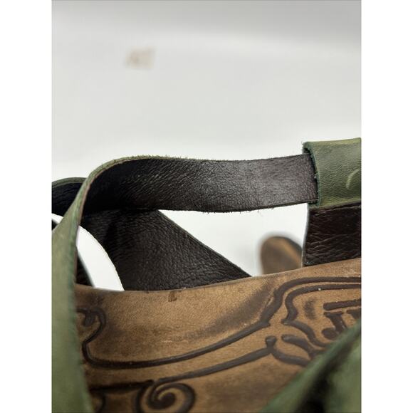 BORN Kates GREEN leather open toe strap sandals wedge heels women Size 8 EU 39 - Picture 9 of 10